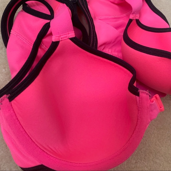 NEW VSX Knockout sports bra - Picture 6 of 6